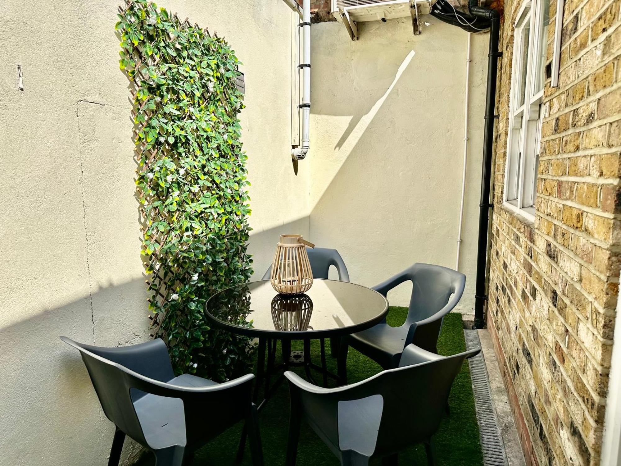 Westferry Two Apartamento Londres Exterior foto